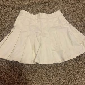 Women’s brandy melville cream skirt